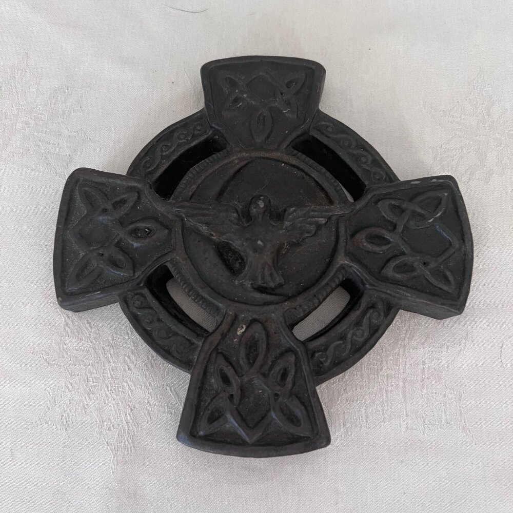 Wild Goose Studio Celtic Cross & Prayer For Peace Symbol